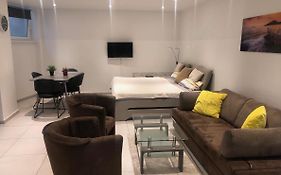 City Apartment In Kreuzberg